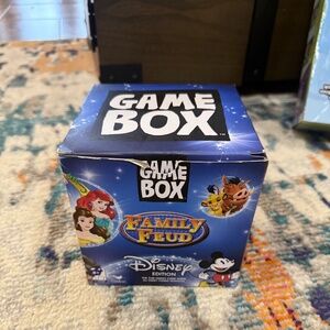 Disney Edition Trivia Card Game Box Fun Family Feud Night Ages 8+ Board Play